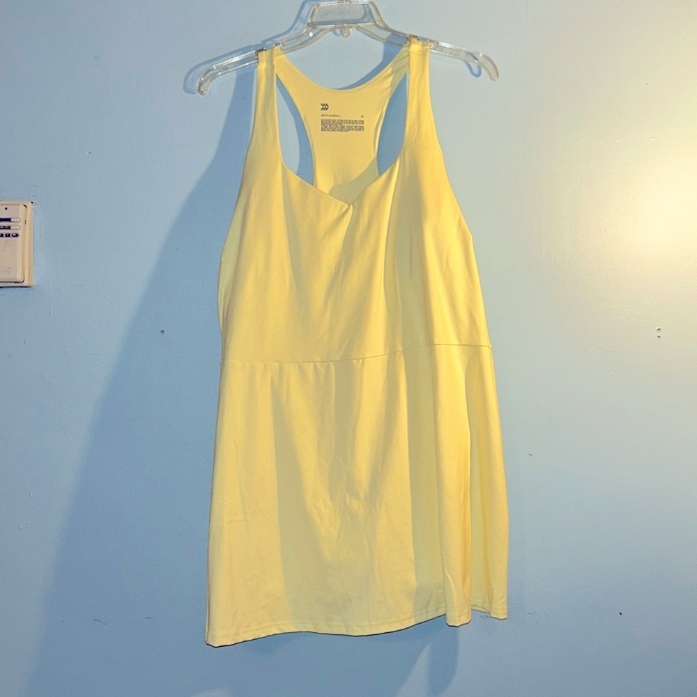 All in motion, yellow tennis dress shorts with pockets plus size 3X new!